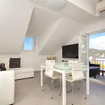 Apartment Ela