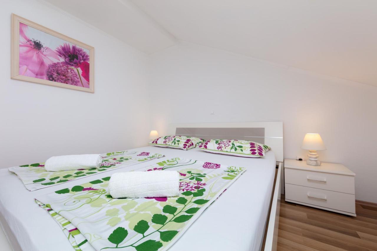 Apartman Ela