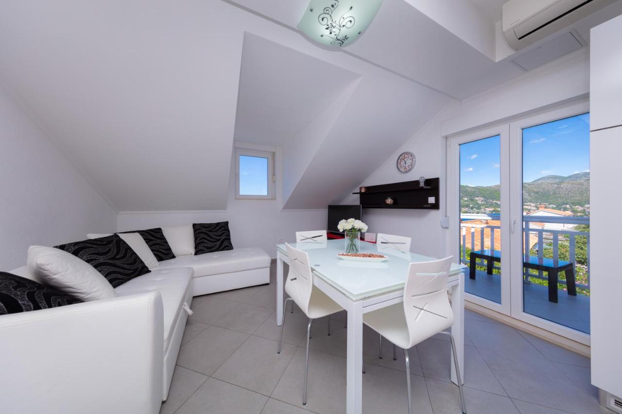 Apartman Ela