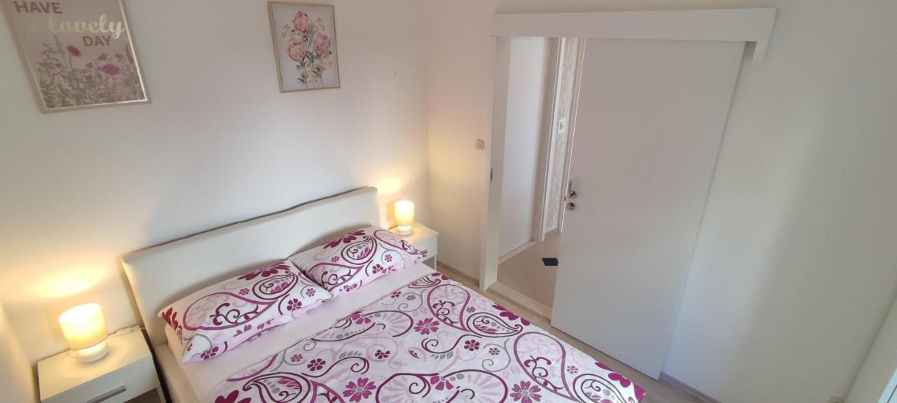 Ela Apartman