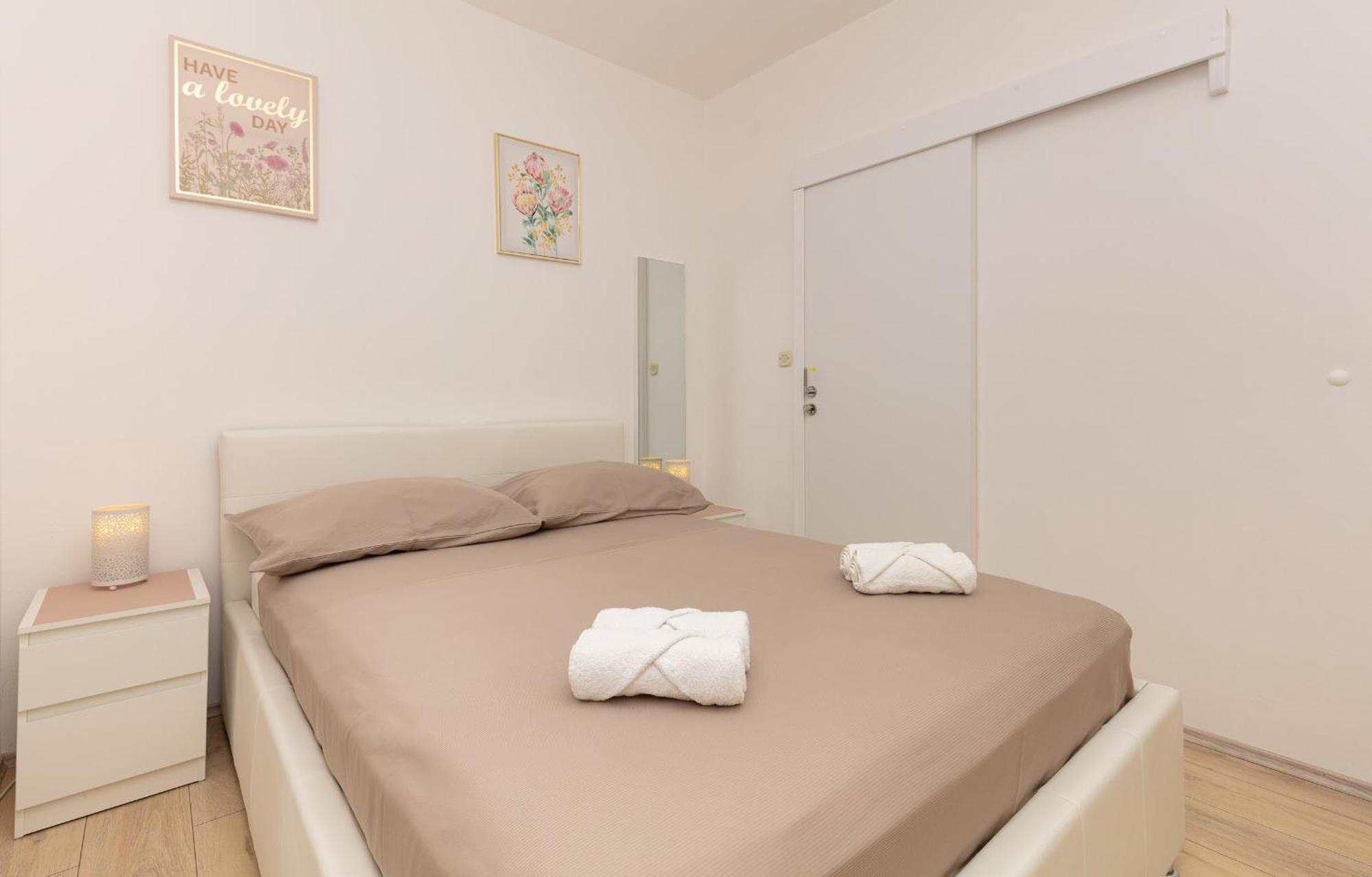 Ela Apartman