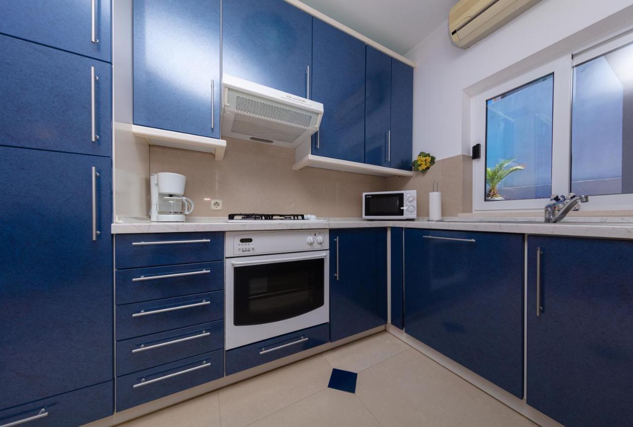 Apartment Ela *