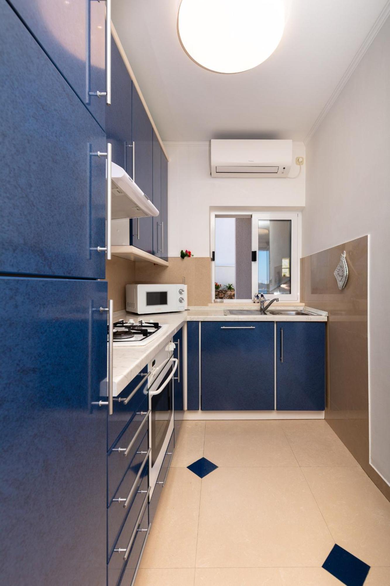 Apartment Ela *